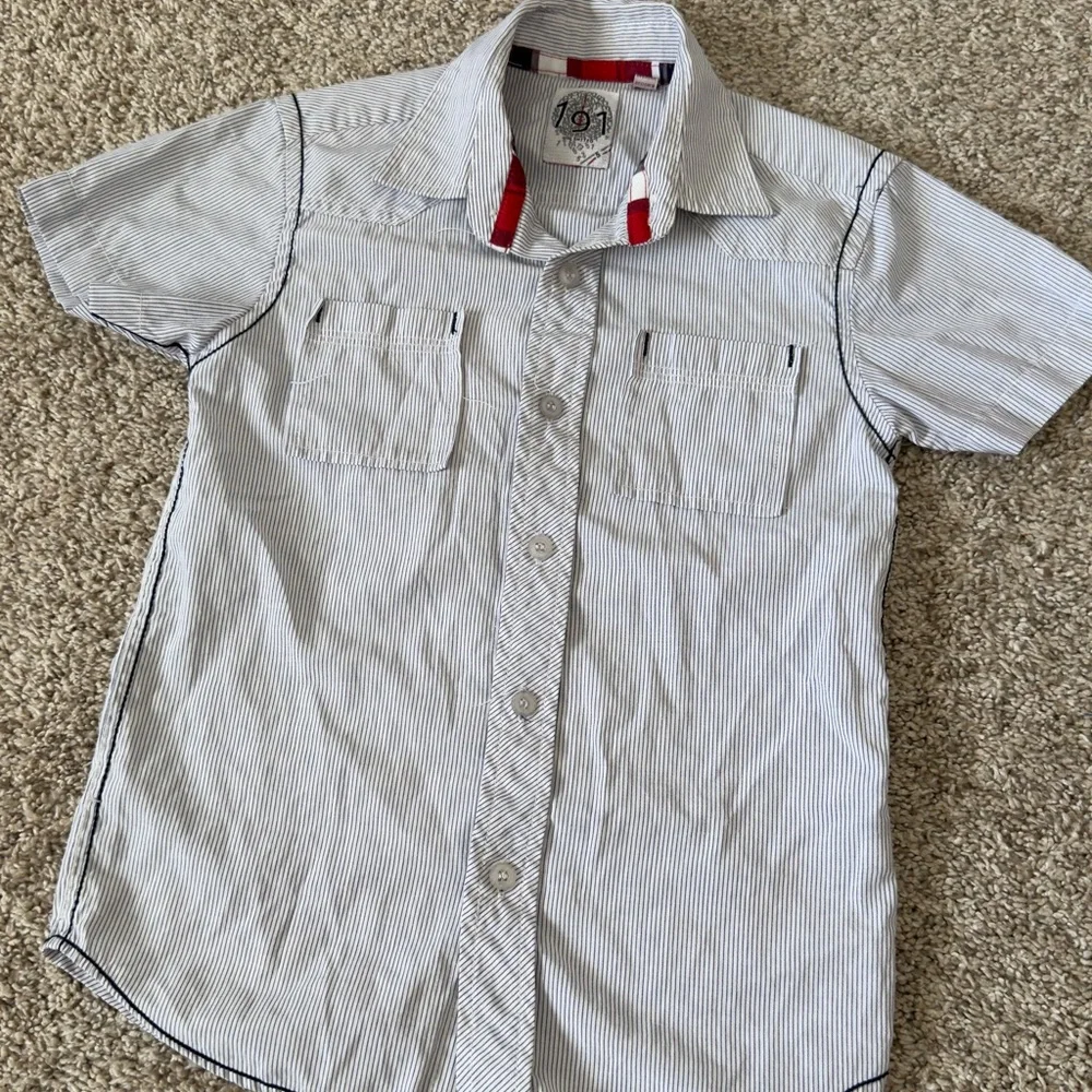 191 Unlimited Button down short sleeve collared striped tshirt shirt boys size 6 - Picture 2 of 6